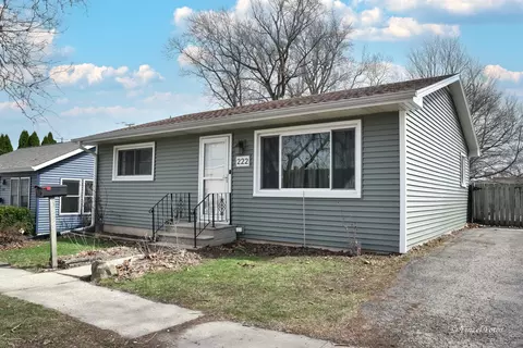 222 Stiles St, Genoa, IL 60135