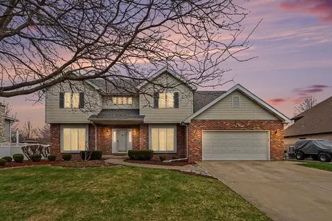 617 Misty Creek Dr, New Lenox, IL 60451