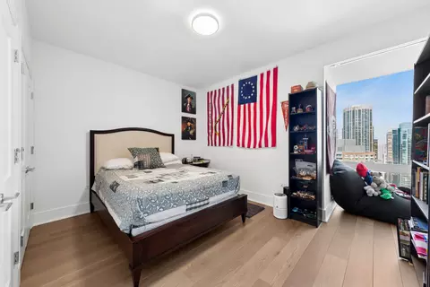 Bedroom - 363 E Wacker Dr #2802, Chicago, IL 60601 photo 2 of 3