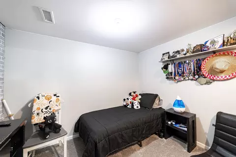 Bedroom - 4150 Deames St, Plano, IL 60545 photo 4 of 5