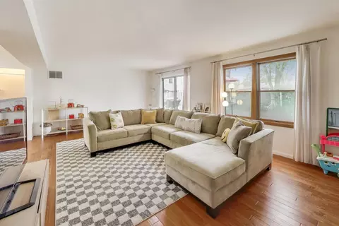 Living - 3790 Whispering Trails Dr, Hoffman Estates, IL 60192 photo 3 of 3