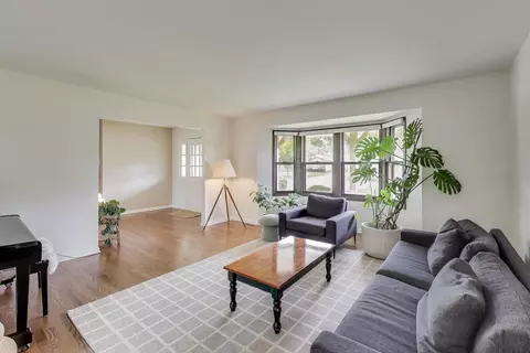 Living - 3790 Whispering Trails Dr, Hoffman Estates, IL 60192 photo 2 of 3