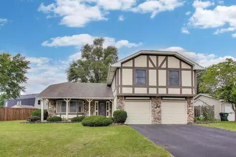 Exterior - 3790 Whispering Trails Dr, Hoffman Estates, IL 60192 photo 5 of 5