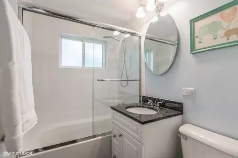 932 Echo Ln, Glenview, IL 60025 photo 12