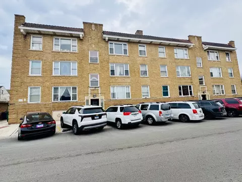 2245 S 49th Ave #1, Cicero, IL 60804