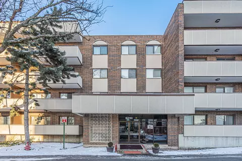 9240 Gross Point Rd #410, Skokie, IL 60077