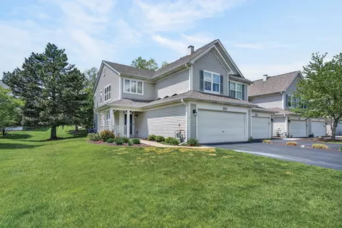 Exterior - 522 Horizon Dr, Bartlett, IL 60103 photo 2 of 6