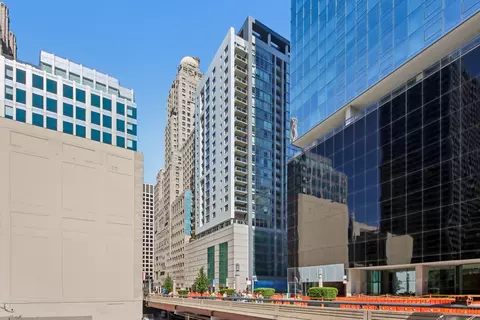 160 E Illinois St #1704, Chicago, IL 60611