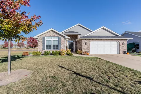 201 Justice Ln, Princeton, IL 61356