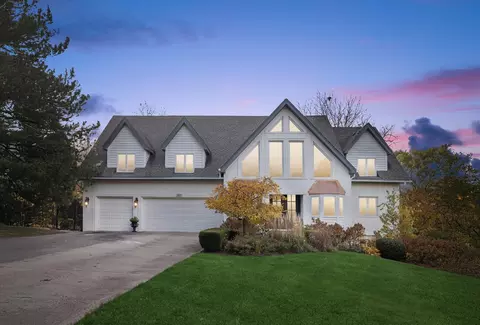 1903 Elmore Ave, Downers Grove, IL 60515