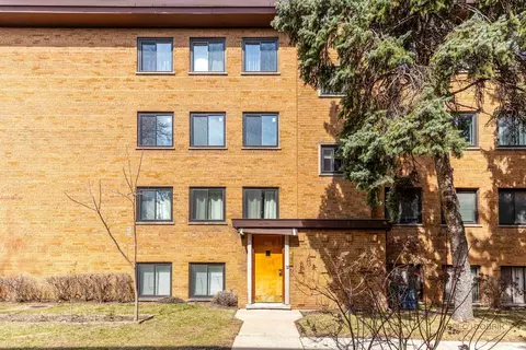 7355 N Ridge Blvd #2A, Chicago, IL 60645