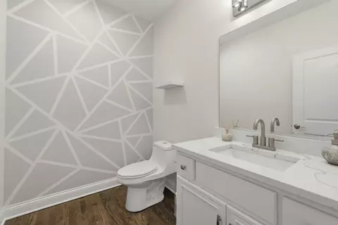 Bath - Undisclosed, Elgin, IL 60124 photo 1 of 6