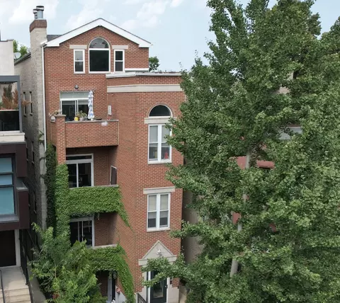 1236 W Webster Ave #2, Chicago, IL 60614