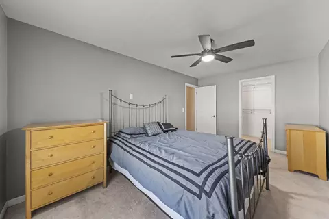 1675 Valley Forge Ct #A, Wheaton, IL 60189 photo 10