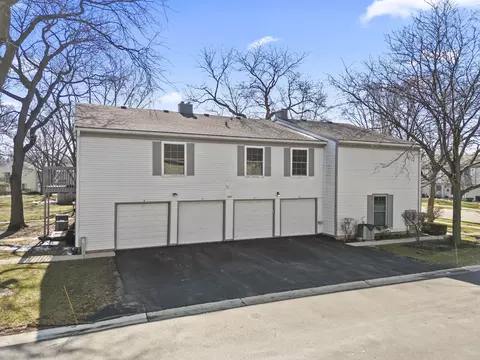 1675 Valley Forge Ct #A, Wheaton, IL 60189 photo 17