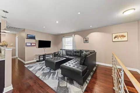 1675 Valley Forge Ct #A, Wheaton, IL 60189 photo 6