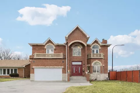 3300 W Albion St, Lincolnwood, IL 60712
