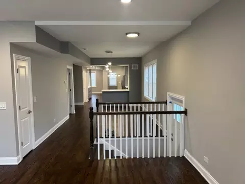 Entry Way - 656 E 101st St, Chicago, IL 60628 photo 1 of 4
