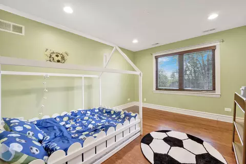 Bedroom - 2323 Douglas Ave, Des Plaines, IL 60018 photo 5 of 7