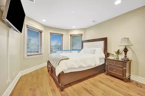 Bedroom - 2323 Douglas Ave, Des Plaines, IL 60018 photo 4 of 7