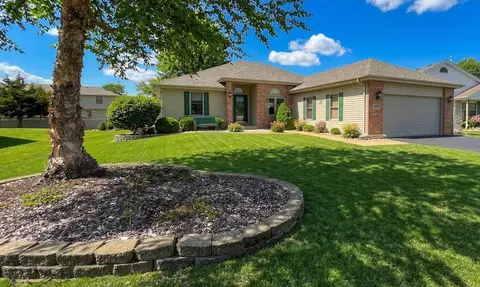 1425 Argyle Ln N, Bourbonnais, IL 60914