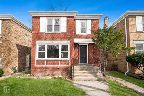 8047 S Kingston Ave, Chicago, IL 60617