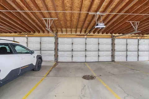 Exterior - 2307 W Wolfram St #312, Chicago, IL 60618 photo 5 of 9