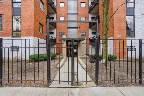 Other - 2307 W Wolfram St #312, Chicago, IL 60618 photo 2 of 11