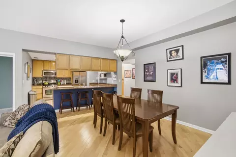 Dining - 2307 W Wolfram St #312, Chicago, IL 60618 photo 3 of 3