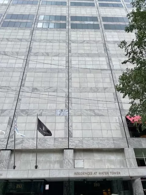 180 E Pearson St #3807, Chicago, IL 60611