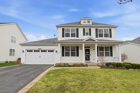 2843 Sweet Clover Way, Wauconda, IL 60084