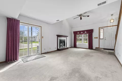 Living - 1464 Root St, Crest Hill, IL 60403 photo 1 of 10