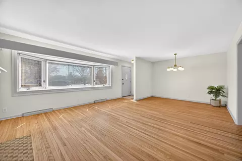 816 W College Ave, Normal, IL 61761 photo 5