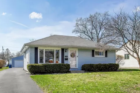 314 N Owen St, Mount Prospect, IL 60056