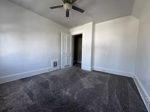 Bedroom - 1431 29th Ave, Moline, IL 61265 photo 3 of 6