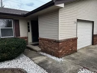 2130 Ivy Ct, Champaign, IL 61821