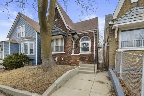 6113 S Damen Ave, Chicago, IL 60636