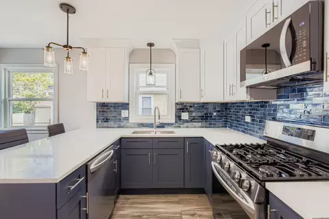 Kitchen - 1918 W 108th Pl, Chicago, IL 60643 photo 2 of 2