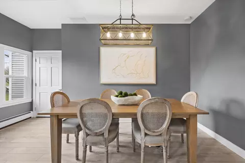 Dining - 806 Walnut St, Batavia, IL 60510 photo 1 of 2