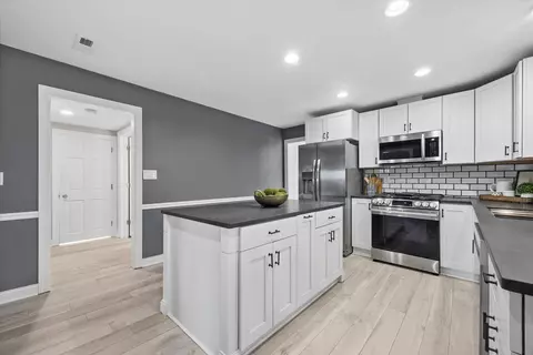 Kitchen - 806 Walnut St, Batavia, IL 60510 photo 3 of 3