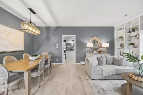 Dining - 806 Walnut St, Batavia, IL 60510 photo 2 of 2