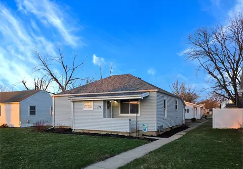 174 N Elm St, Herscher, IL 60941