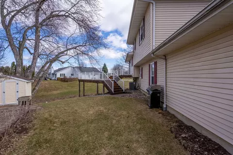 205 Blackhawk Dr, Park View, IA 52748 photo 38