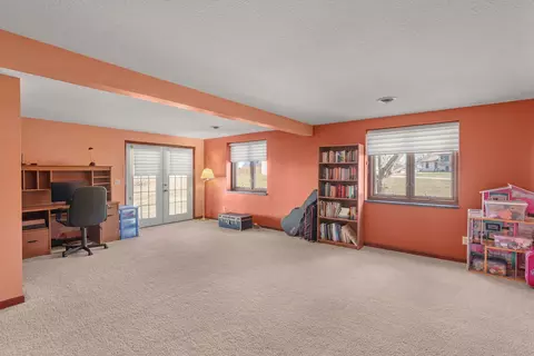 205 Blackhawk Dr, Park View, IA 52748 photo 32