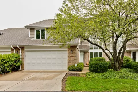 279 Brunswick Dr, Buffalo Grove, IL 60089