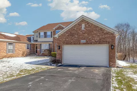 25253 Forest Edge Dr, Channahon, IL 60410