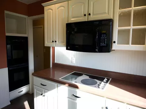 Kitchen - 308 Granada Rd, Bloomington, IL 61701 photo 4 of 5