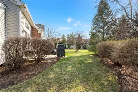 Exterior - 263 Lillian Ct, Geneva, IL 60134 photo 5 of 7
