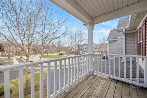 Exterior - 263 Lillian Ct, Geneva, IL 60134 photo 3 of 7