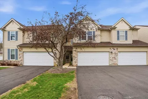 529 Shakespeare Dr, Grayslake, IL 60030